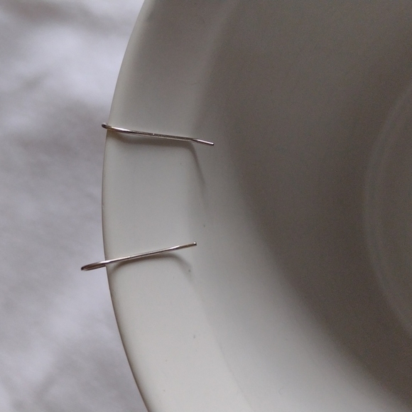 Blue glass hook earrings - Picture 2 of 6